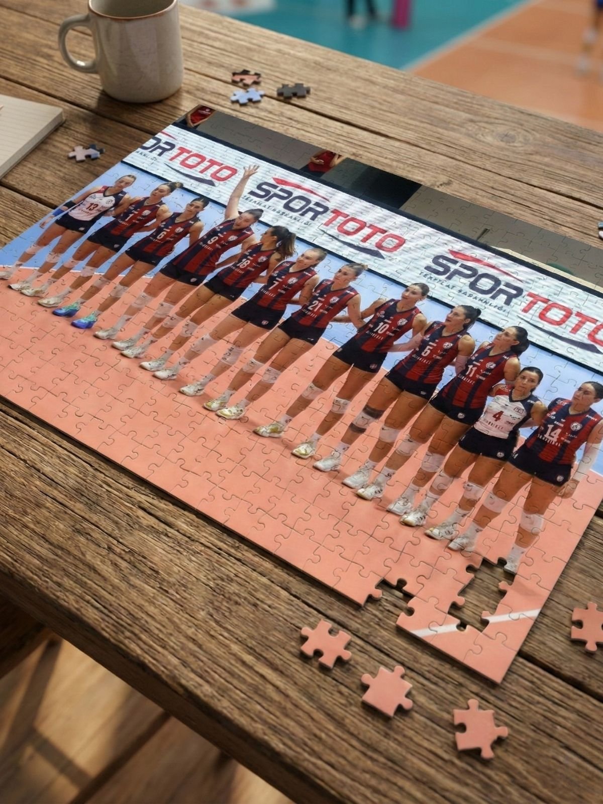 Altınordu Voleybol A Takımı Özel Seri Puzzle - 2025/26 Sezonu
